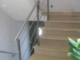 Innengelaender Edelstahl lackiert-042